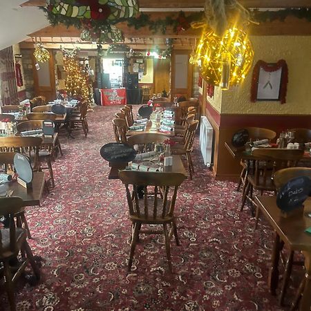 The Flask Inn 로빈후즈베이 외부 사진