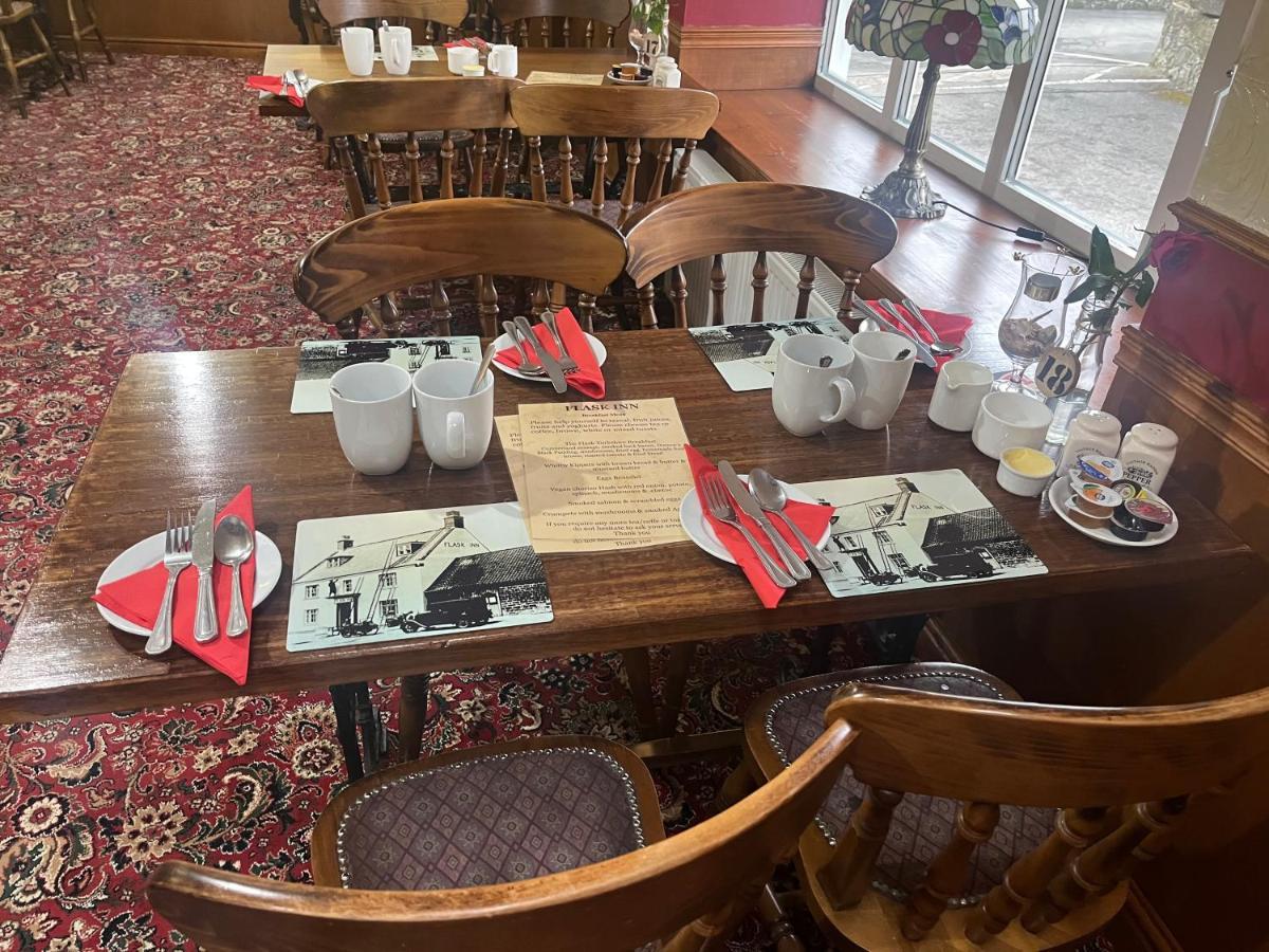 The Flask Inn 로빈후즈베이 외부 사진